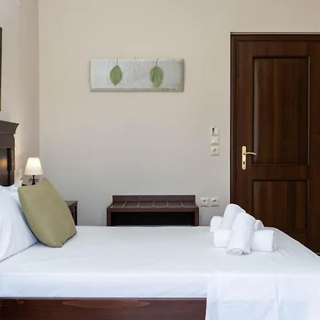 Spilaio At Meteora Kalampaka