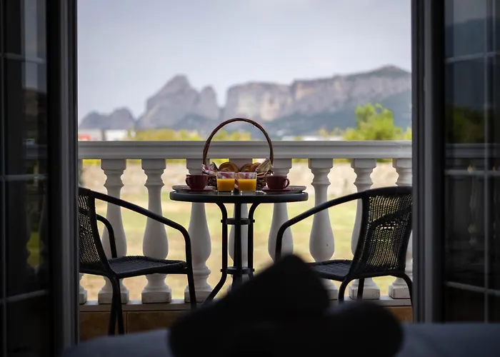 Spilaio At Meteora 3*