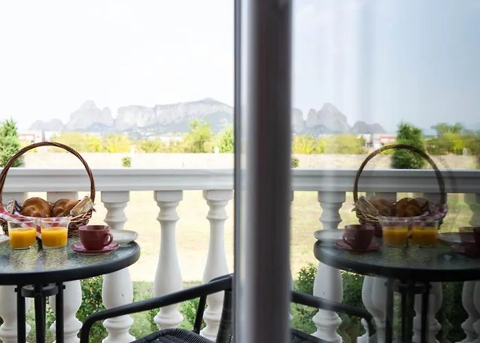 Spilaio At Meteora Καλαμπάκα