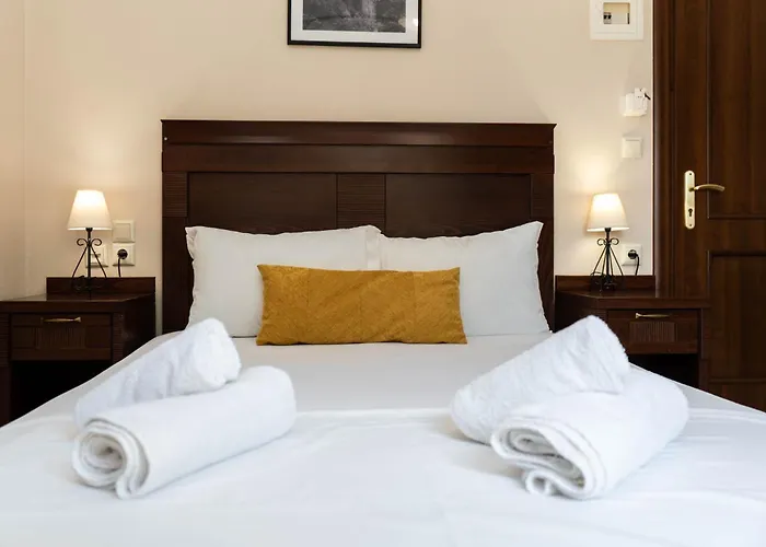 Spilaio At Meteora 칼람파카