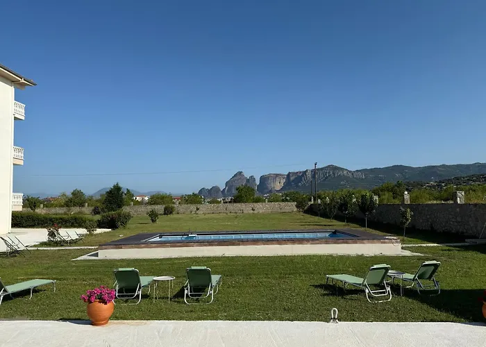 Spilaio At Meteora 3*